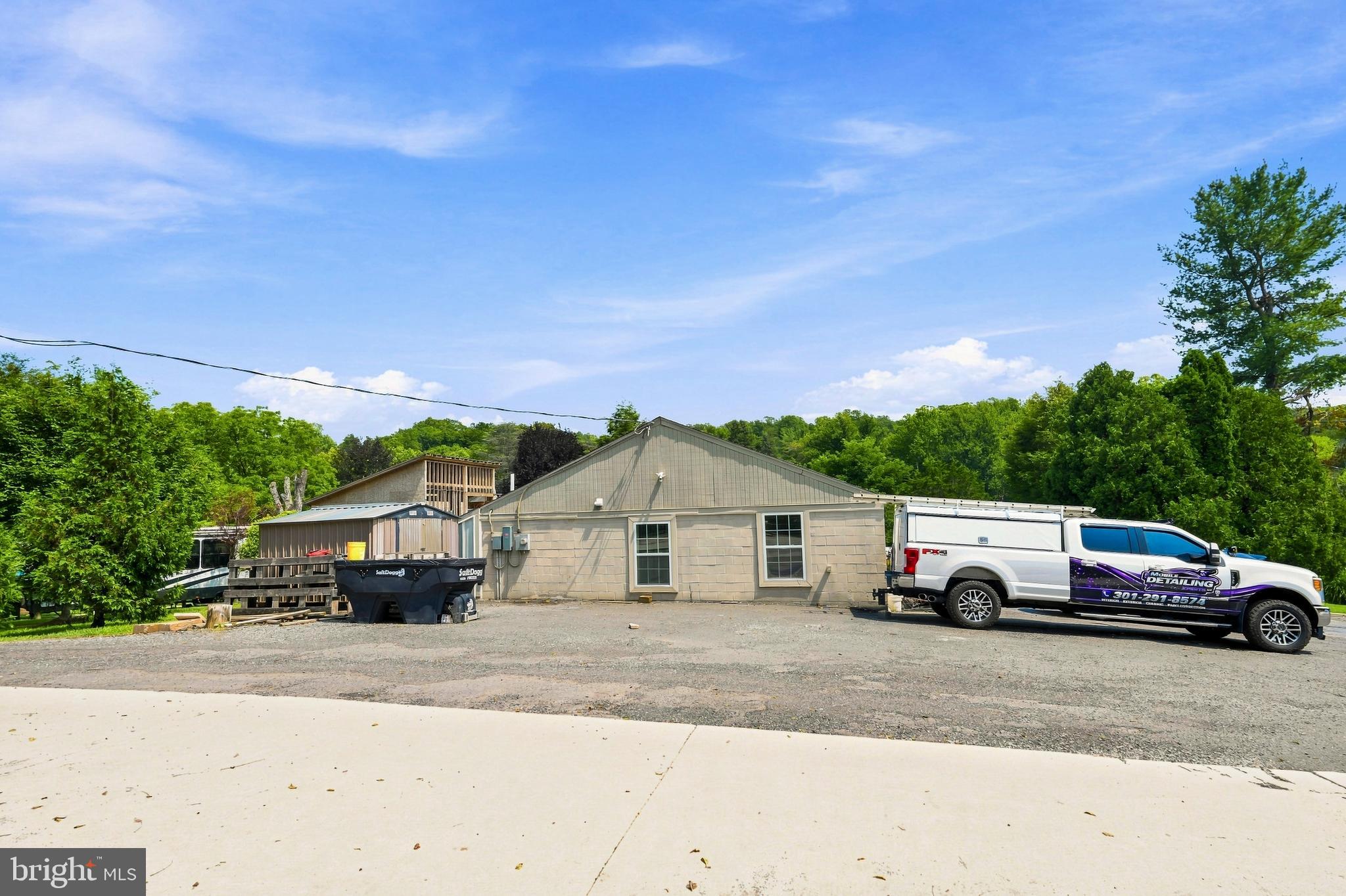 25110 Old Hundred Road Dickerson, MD 20842 - Photo 11 of 24 Gallery Image 11