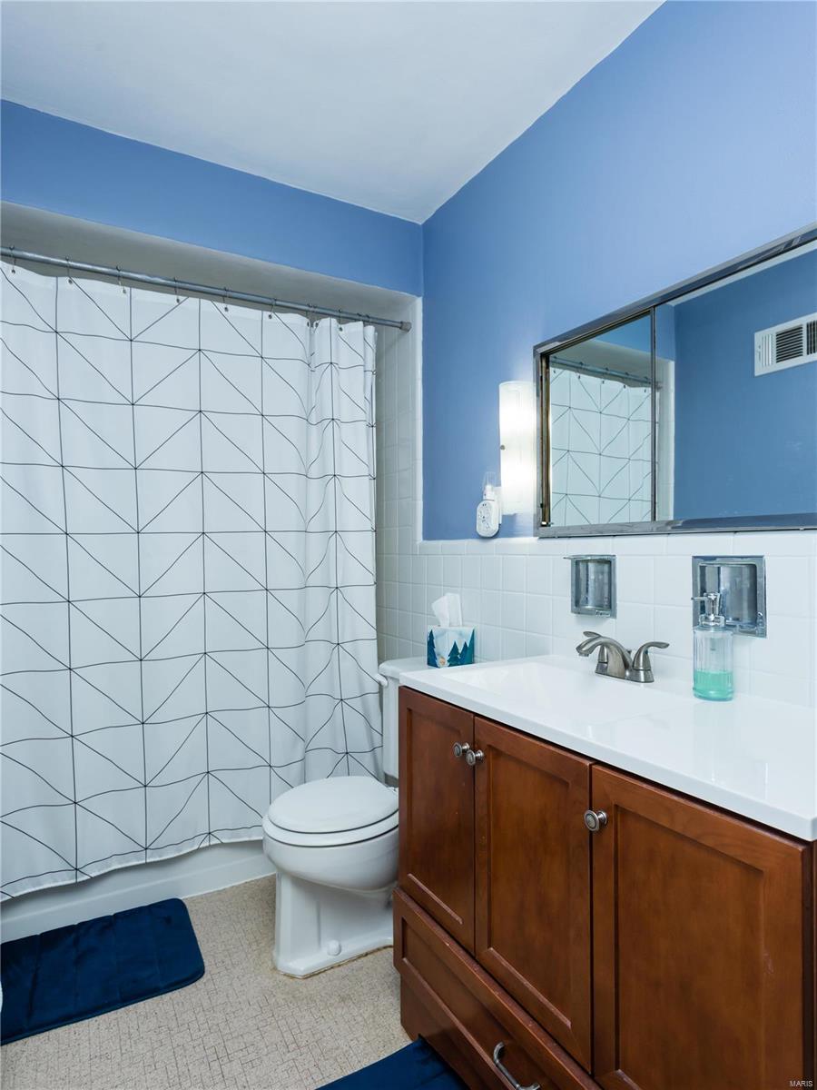 733 Buckley Road St. Louis, MO 63125 - Photo 21 of 44