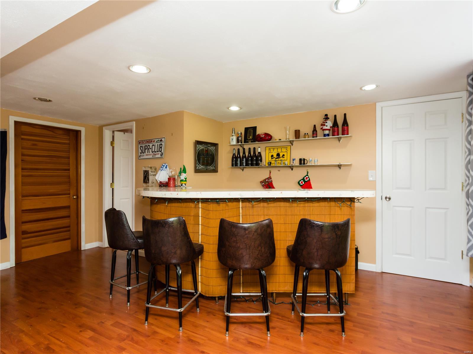 733 Buckley Road St. Louis, MO 63125 - Photo 32 of 44
