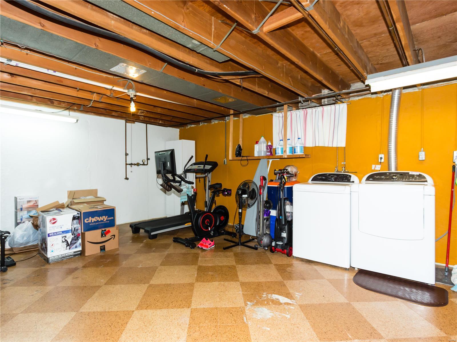 733 Buckley Road St. Louis, MO 63125 - Photo 36 of 44