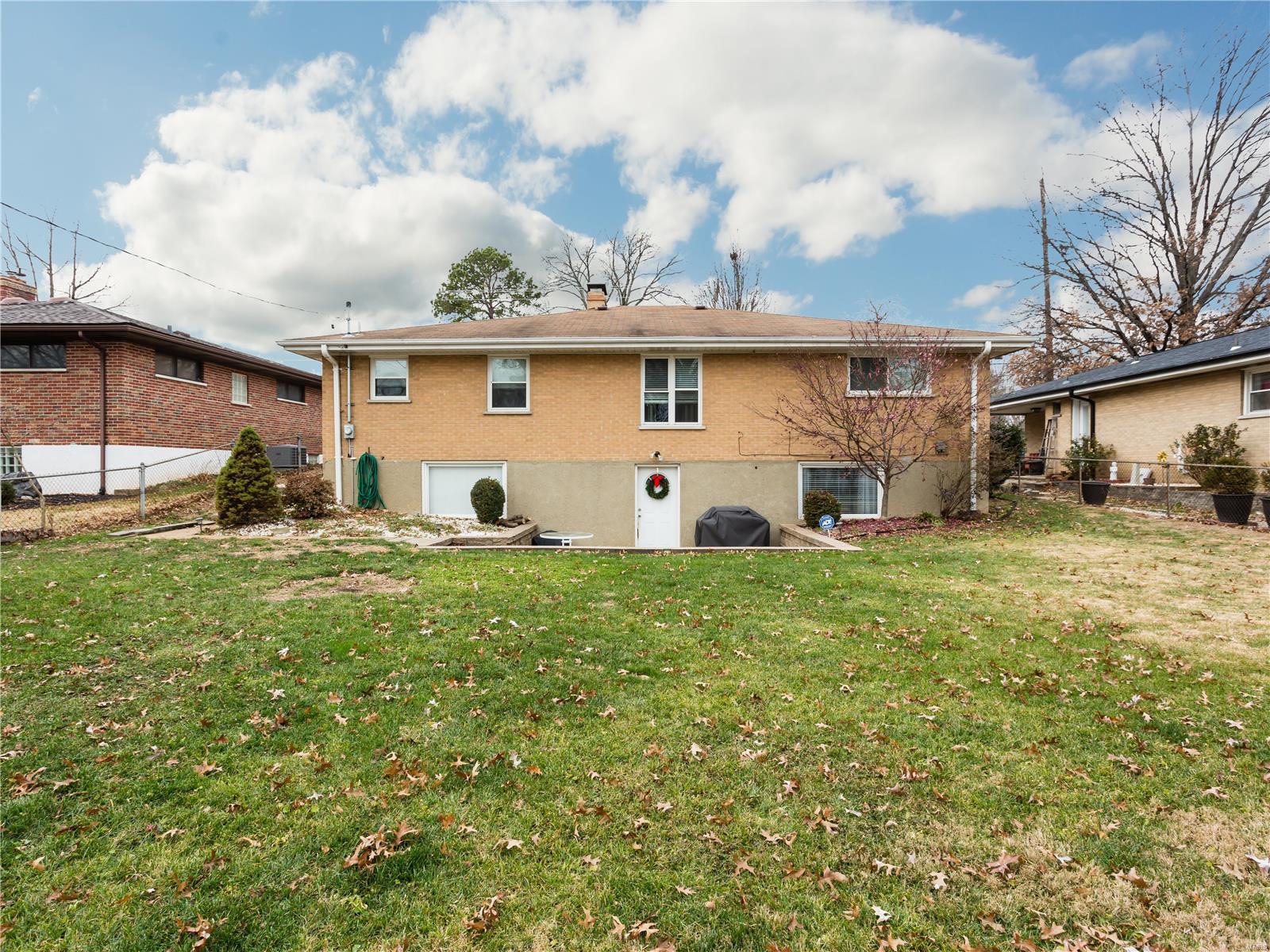 733 Buckley Road St. Louis, MO 63125 - Photo 40 of 44