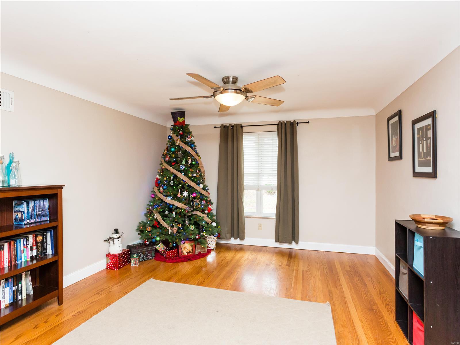 733 Buckley Road St. Louis, MO 63125 - Photo 6 of 44