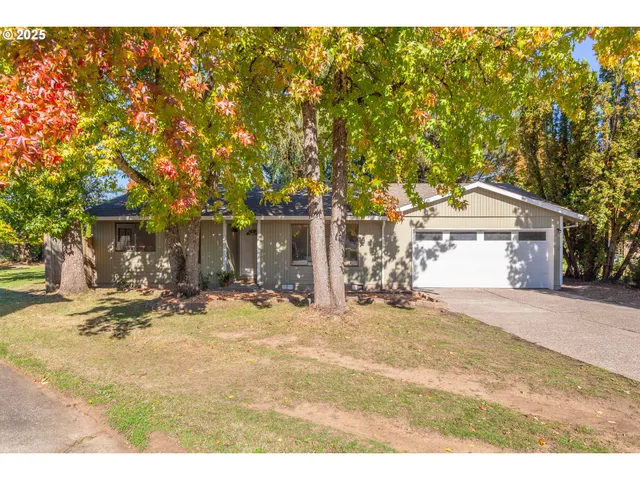 $468,000 | 2505 Southeast Clark Court, Troutdale, OR 97060