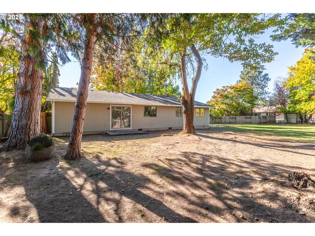 $468,000 | 2505 Southeast Clark Court, Troutdale, OR 97060