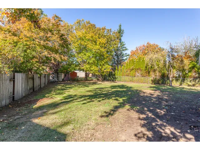 $468,000 | 2505 Southeast Clark Court, Troutdale, OR 97060