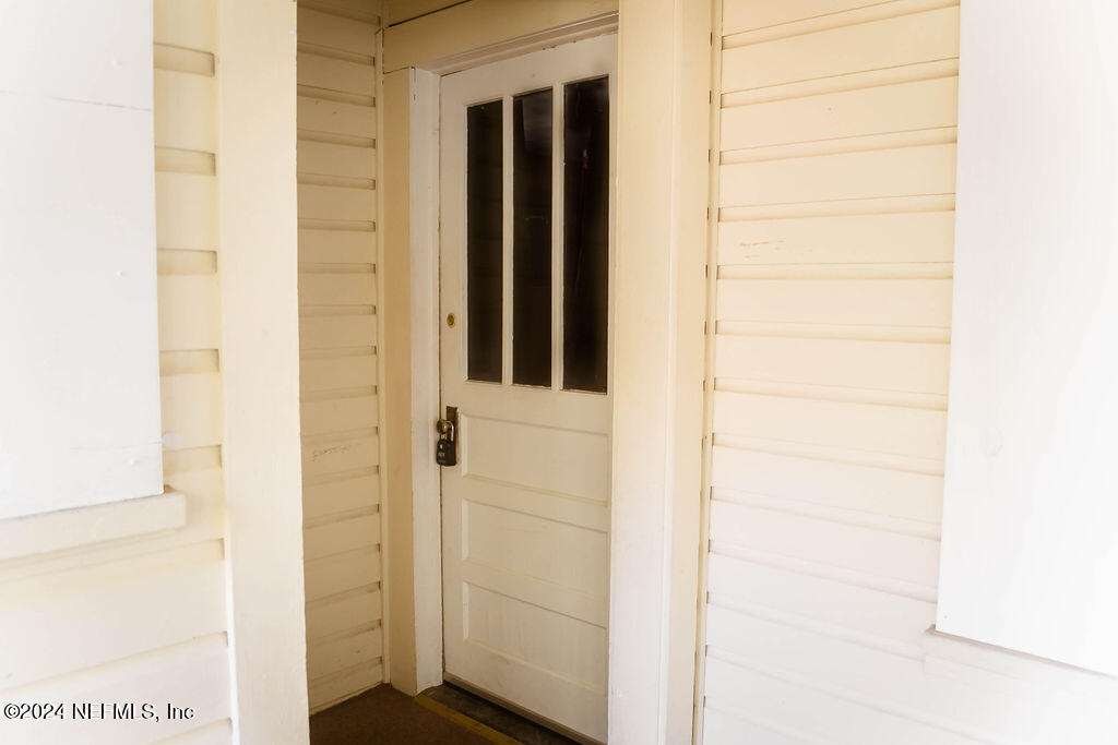 762 North Walnut Street Starke, FL 32091 - Photo 9 of 38 a view of front door