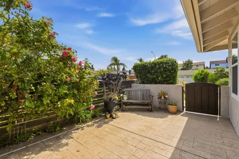 $1,269,000 | 15377 Andorra Way, San Diego, CA 92129