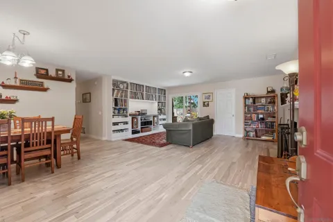 $1,269,000 | 15377 Andorra Way, San Diego, CA 92129