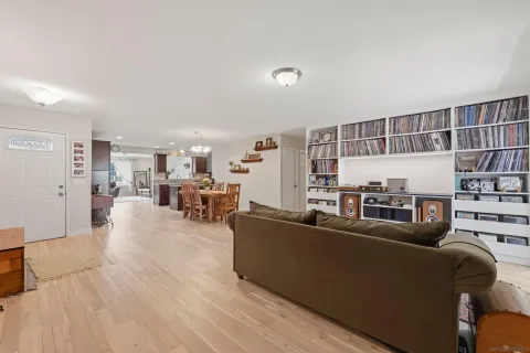 $1,269,000 | 15377 Andorra Way, San Diego, CA 92129