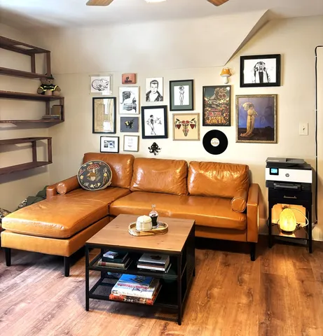 $1,500 | 615 Washington Street, Unit 2, West Dundee, IL 60118