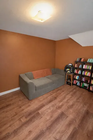 $1,500 | 615 Washington Street, Unit 2, West Dundee, IL 60118