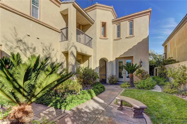 $1,999,999 | 11310 Winter Cottage Place, Las Vegas, NV 89135