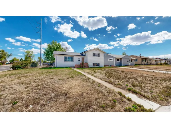 $345,000 | 2400 West 6th Street, Greeley, CO 80634