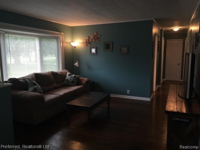 47515 Bemis Road Belleville, MI 48111 - Photo 2 of 15