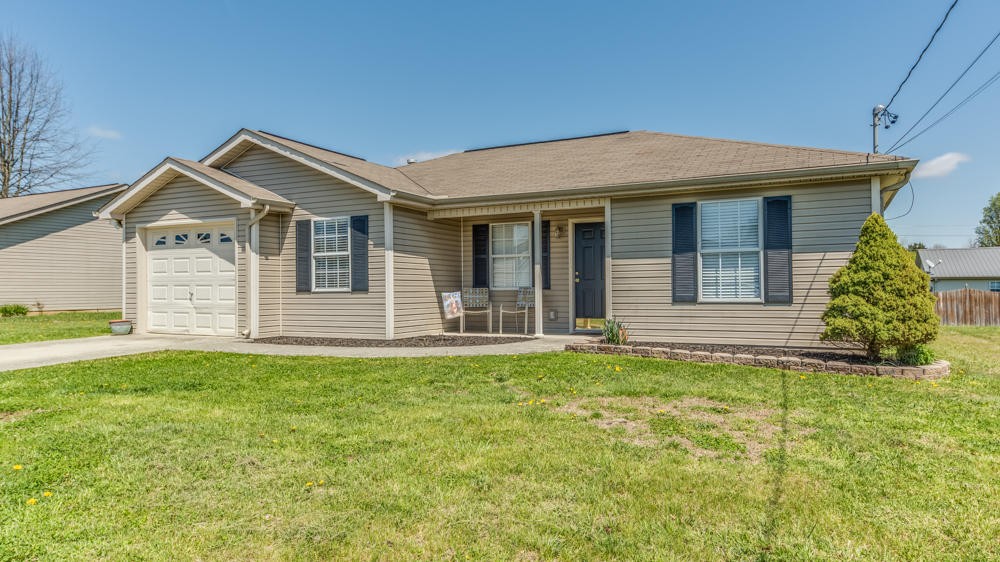 7717 Ralph Youmans Road Corryton, TN 37721 - Photo 3 of 16
