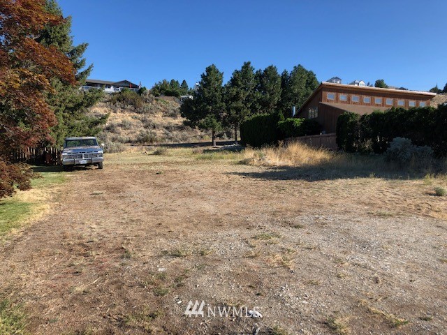 219 Butte Road Chelan, WA 98816 - Photo 4 of 10 Gallery Image 4