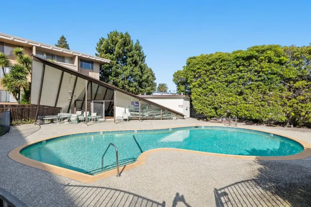 $899,000 | 200 Elm Street, Unit 102, San Mateo, CA 94401