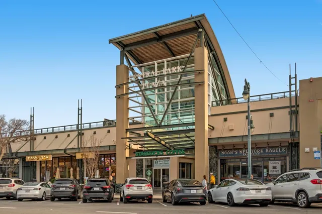 $899,000 | 200 Elm Street, Unit 102, San Mateo, CA 94401