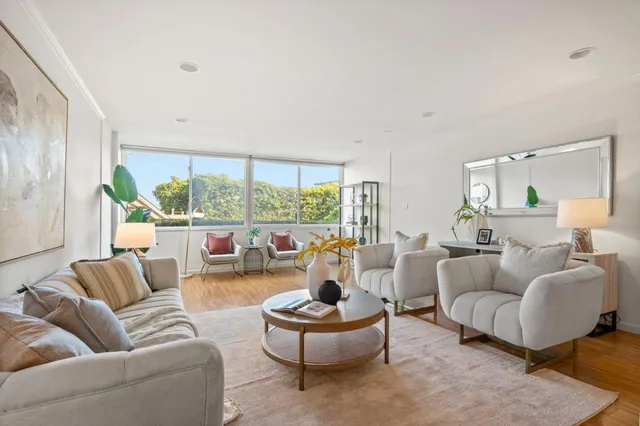 $899,000 | 200 Elm Street, Unit 102, San Mateo, CA 94401