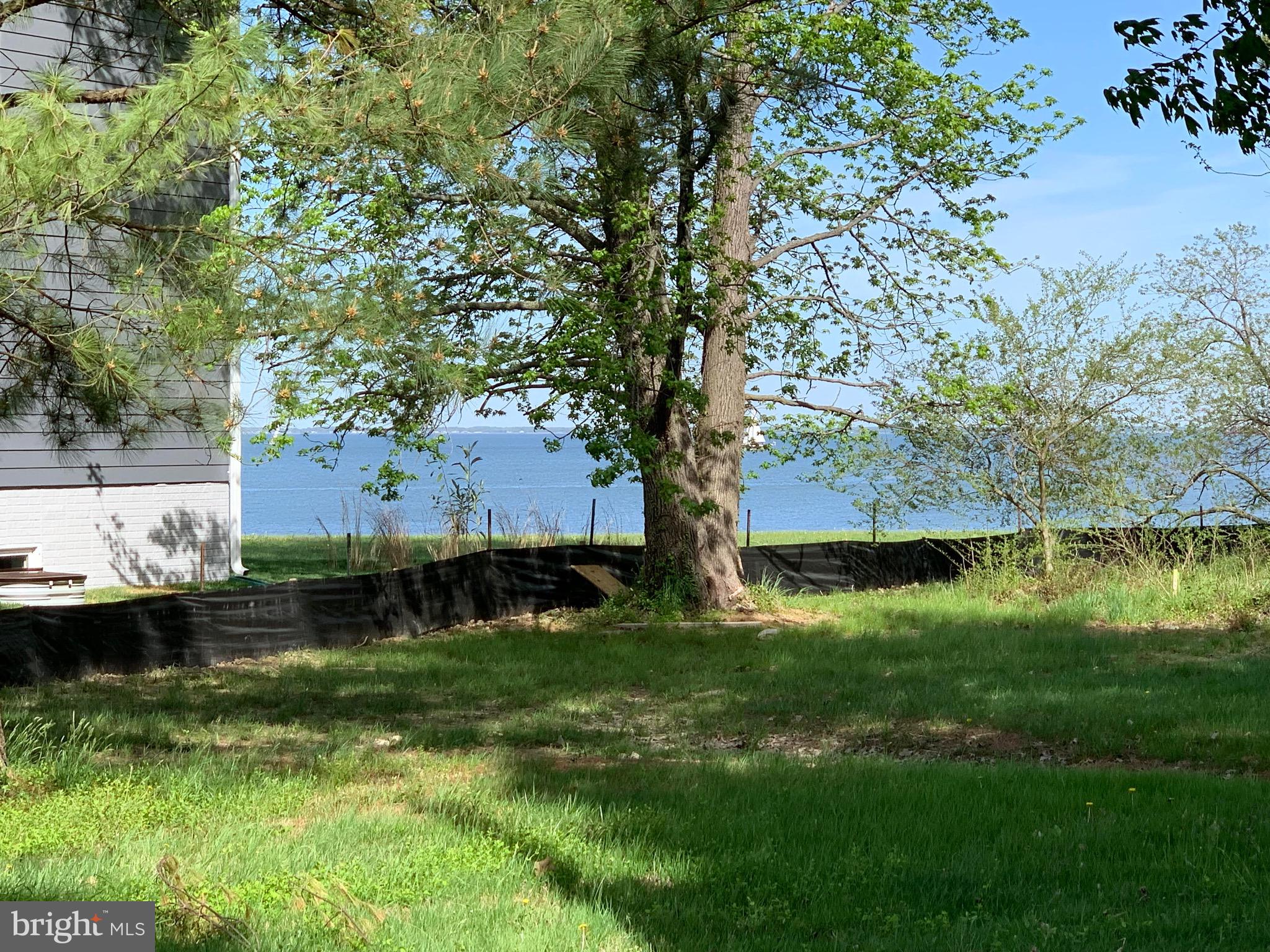 4211 Kings Road Edgewater, MD 21037 - Photo 4 of 21 Views while standing in the backyard.