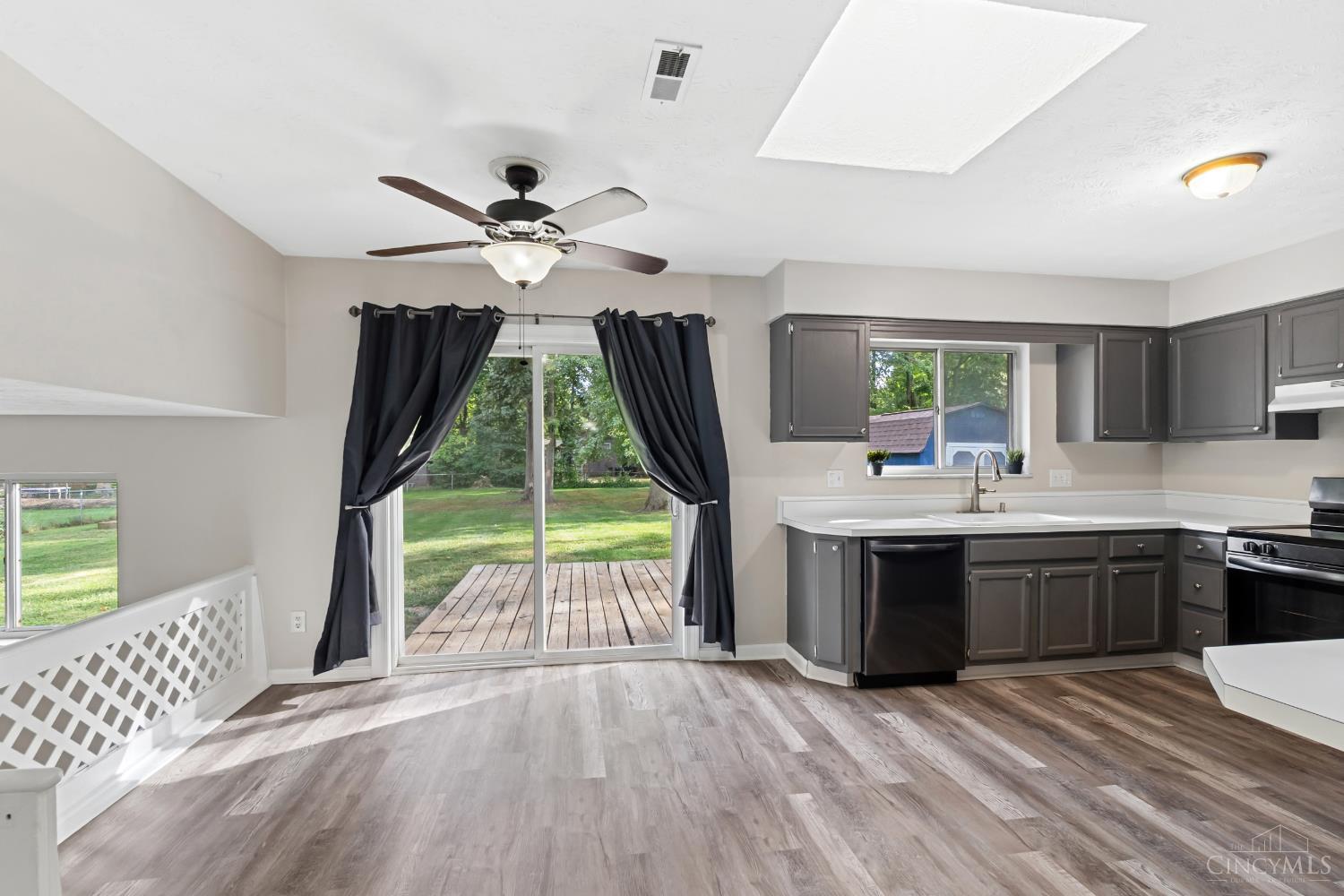 1147 Ferris Road Amelia, OH 45102 - Photo 9 of 38 Gallery Image 9