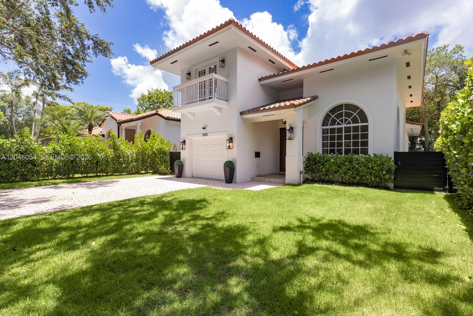 3908 Anderson Road Coral Gables, FL 33134 - Photo 1 of 25