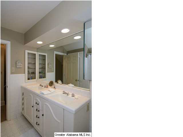 2612 Abingdon Road Birmingham, AL 35243 - Photo 28 of 32