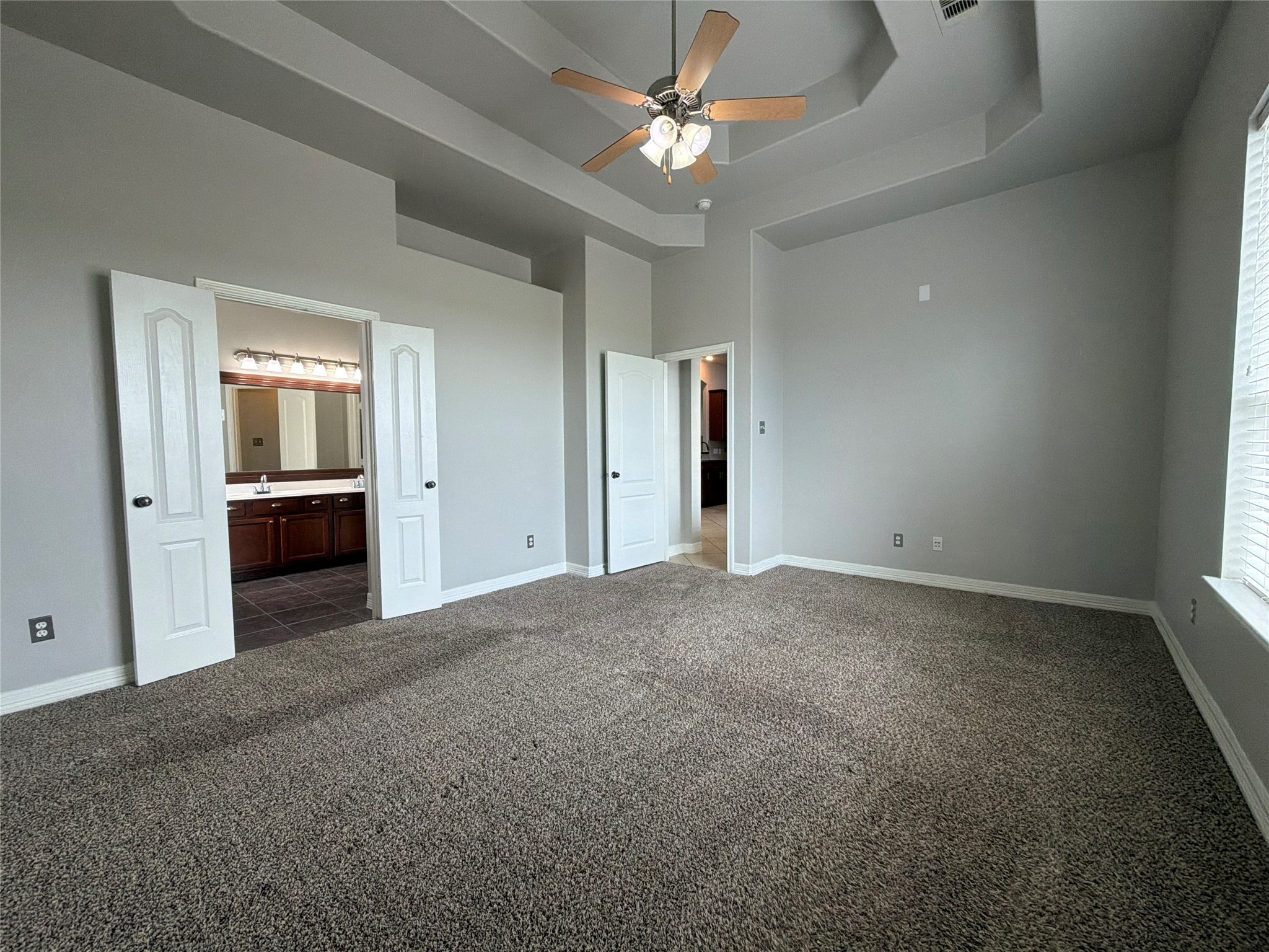 9411 Silver Ridge Drive Rosharon, TX 77583 - Photo 9 of 27 Gallery Image 9