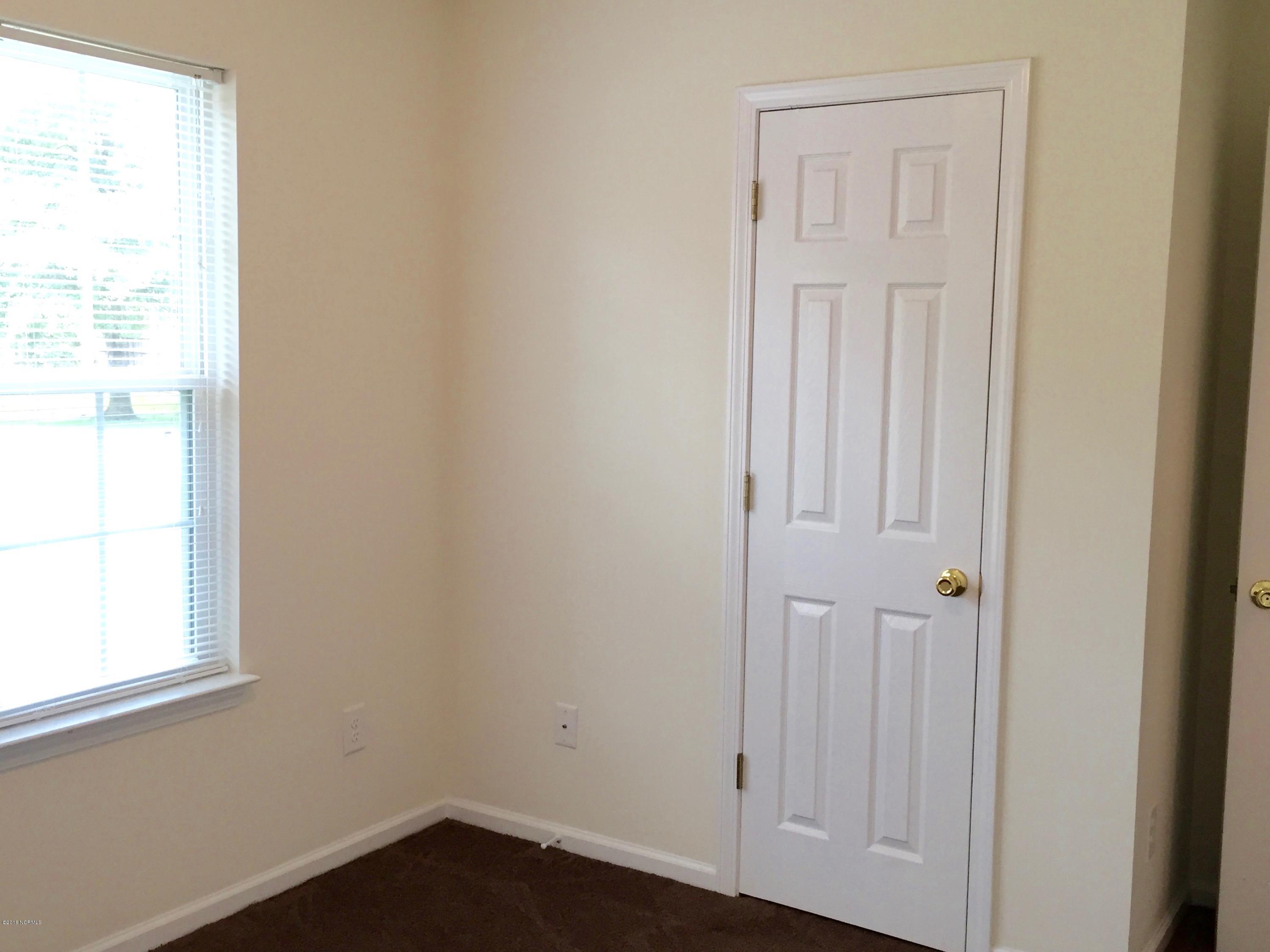 1338 Hunters Road New Bern, NC 28562 - Photo 15 of 24 IMG_4646
