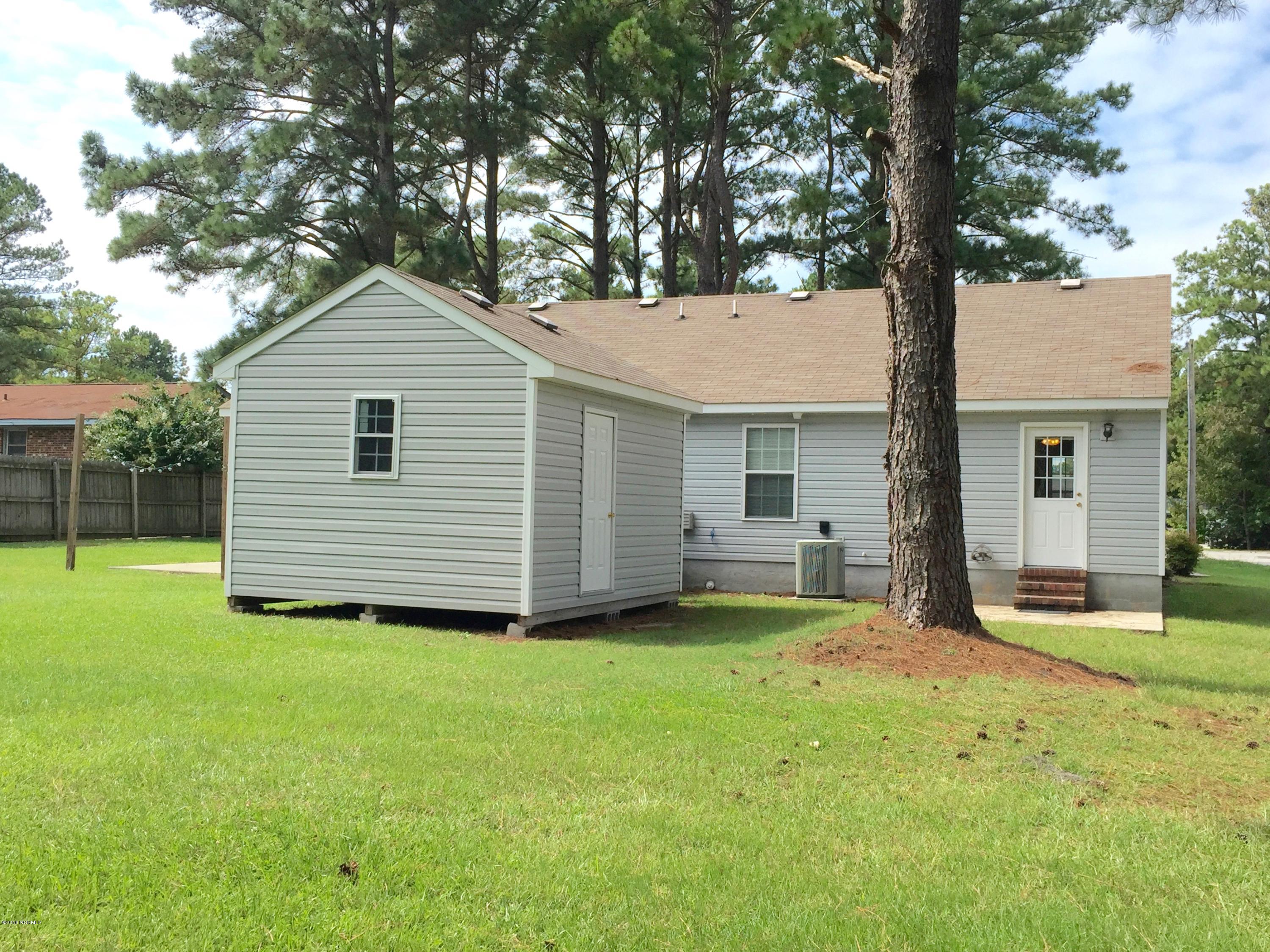 1338 Hunters Road New Bern, NC 28562 - Photo 21 of 24 IMG_4652