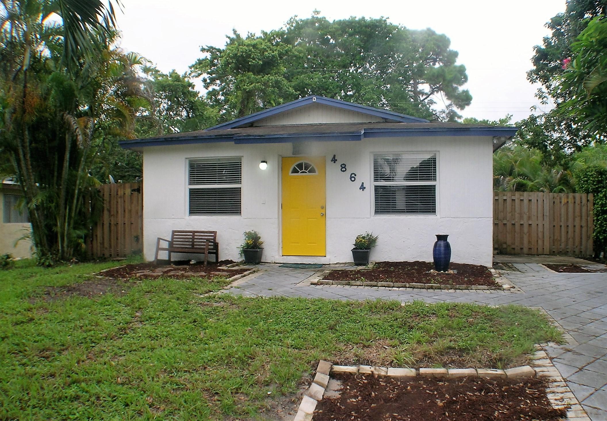 4864 Lincoln Road Delray Beach, FL 33445 - Photo 1 of 32 Front of Home