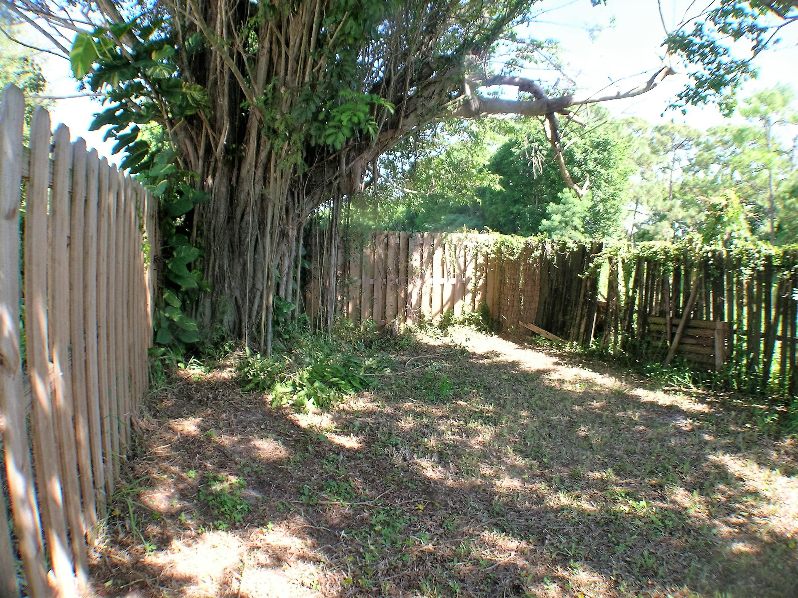 4864 Lincoln Road Delray Beach, FL 33445 - Photo 31 of 32 City Access Area