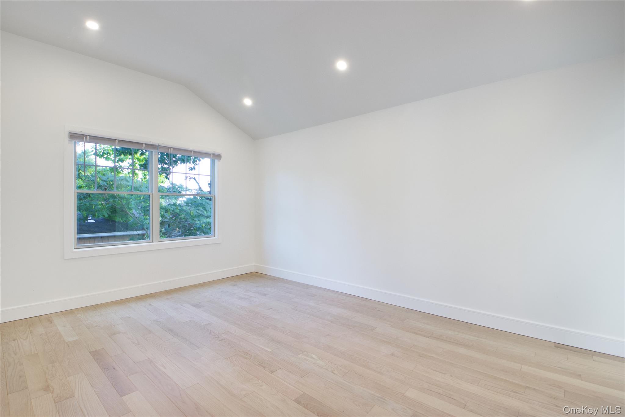 48b Linwood Road North, Unit B Port Washington, NY 11050 - Photo 14 of 25 Gallery Image 14