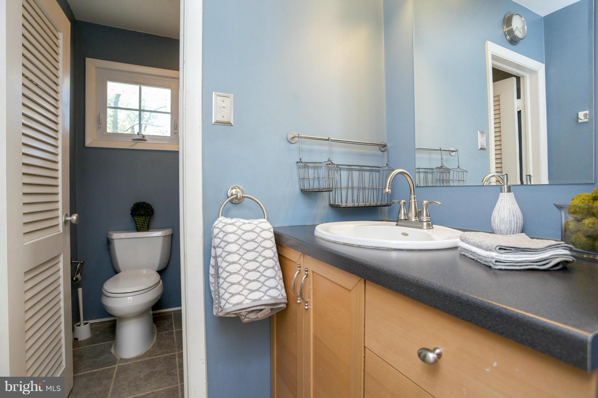 9136 Orbitan Road Baltimore, MD 21234 - Photo 14 of 23 Bath