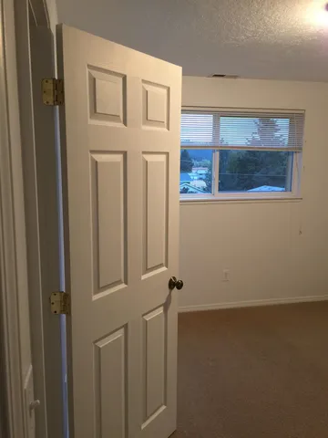 $475,000 | 324 North Silver Lake Avenue, Medical Lake, WA 99022