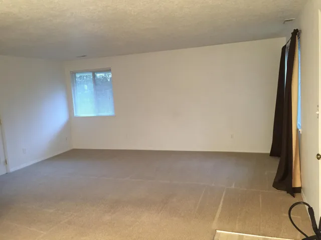 $475,000 | 324 North Silver Lake Avenue, Medical Lake, WA 99022