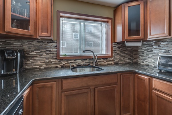 32 Bryon Road, Unit 1 Chestnut Hill, MA 02467 - Photo 2 of 21 Gallery Image 2