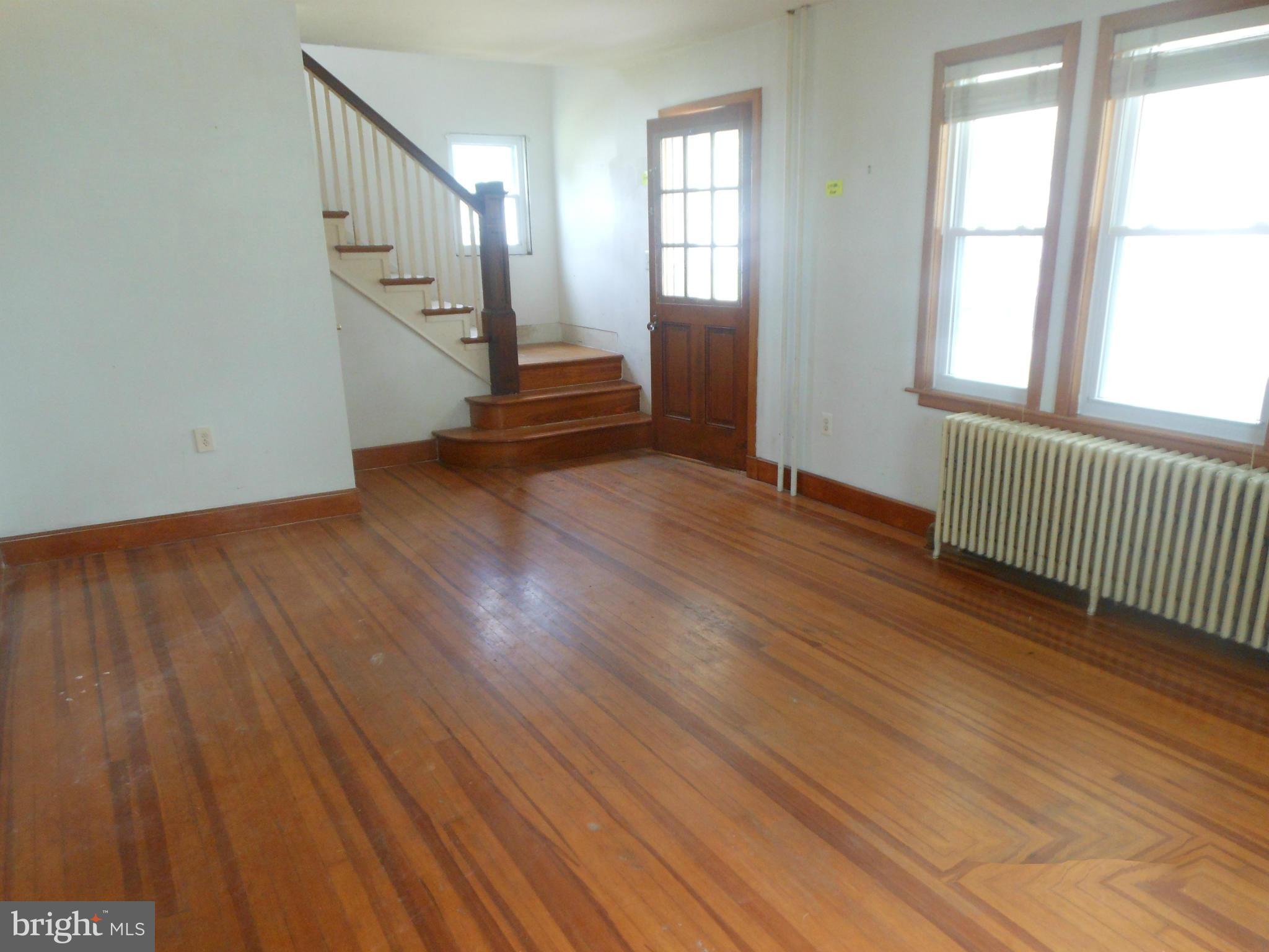 6800 Windsor Mill Road Baltimore, MD 21207 - Photo 4 of 12 Living Room-photo two
