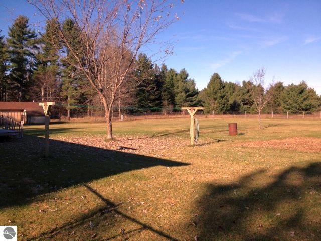 20950 Rhodes Road Interlochen, MI 49643 - Photo 24 of 27 1778523-25.JPG