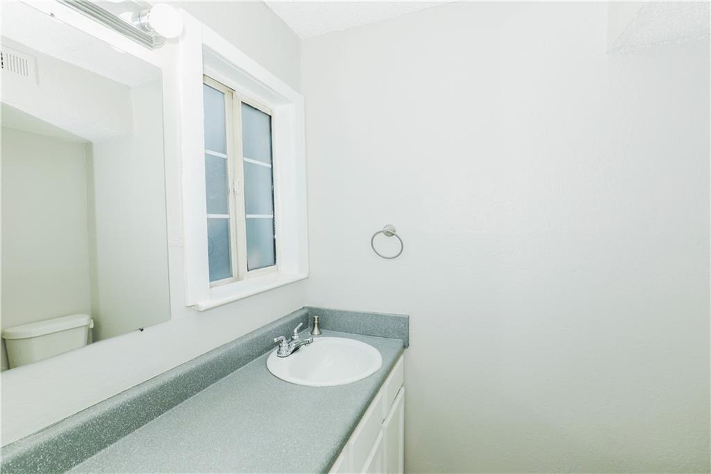 2065 Alison Court Southwest, Unit 2 Atlanta, GA 30311 - Photo 11 of 14