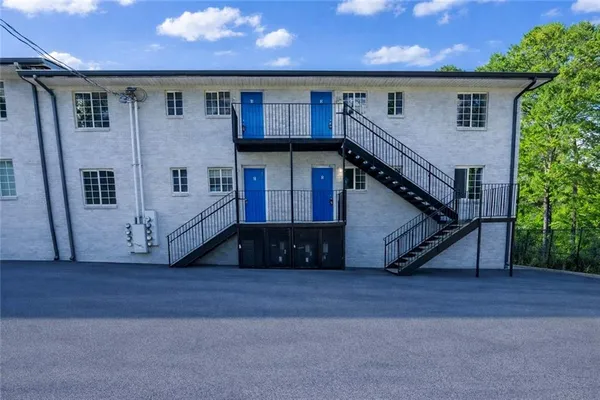 $1,100 | 2065 Alison Court Southwest, Unit 2, Atlanta, GA 30311
