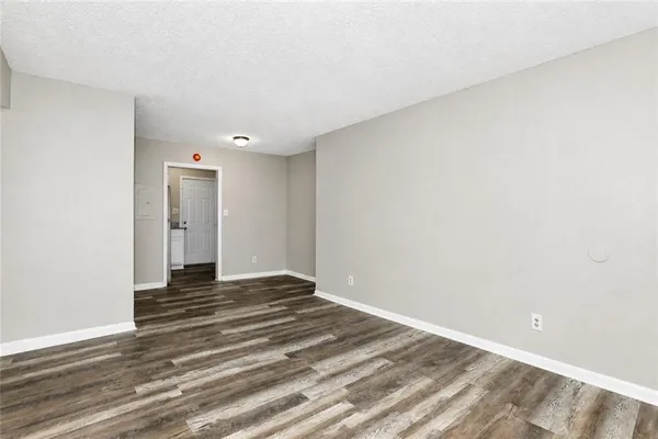 $1,100 | 2065 Alison Court Southwest, Unit 2, Atlanta, GA 30311