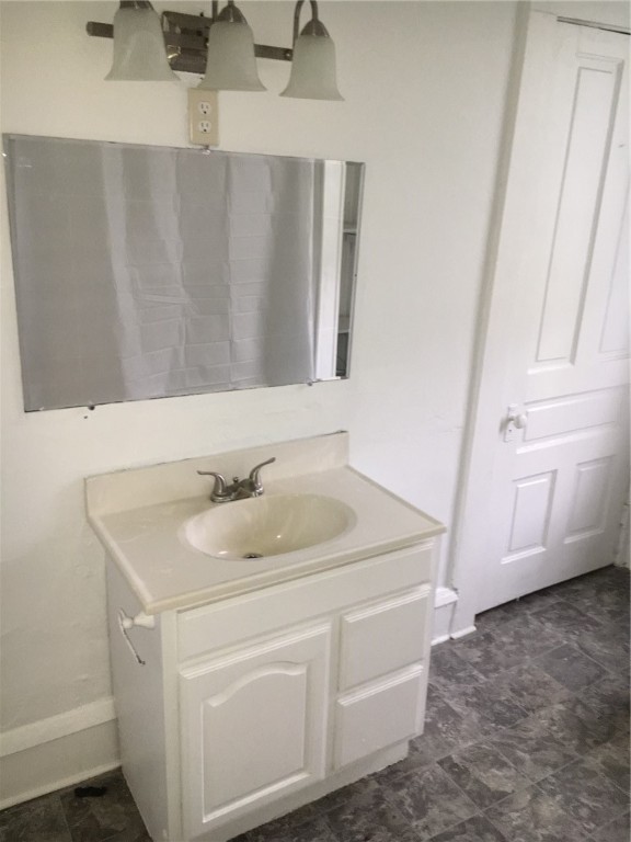 703 West William Street Decatur, IL 62522 - Photo 8 of 12