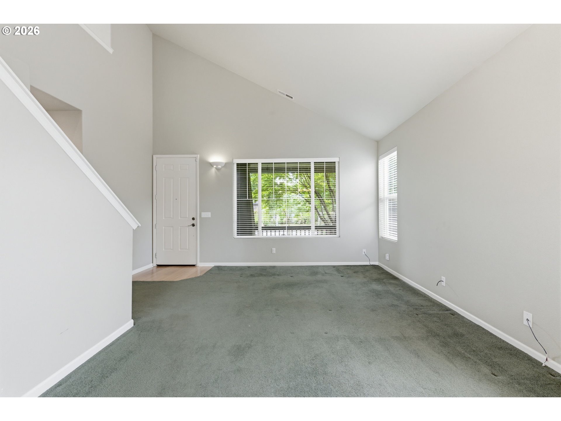 5475 Charles Way Eugene, OR 97402 - Photo 11 of 48