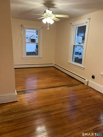 $1,400 | 63 Woodbine Street, Naugatuck, CT 06770