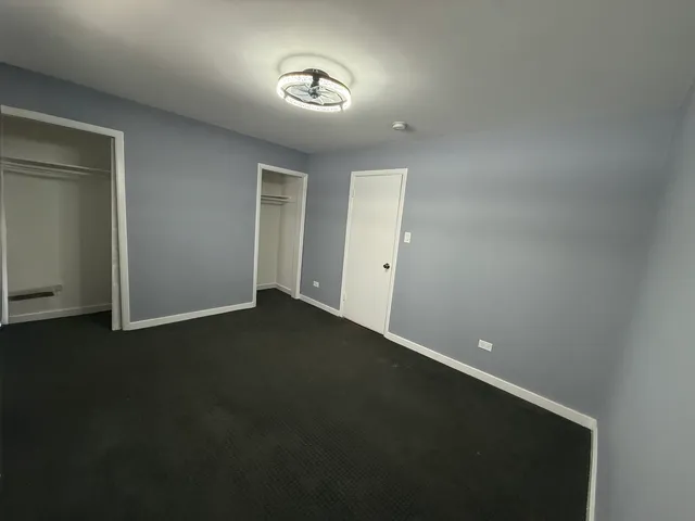 $1,500 | 44 North King Arthur Court, Unit 12, Melrose Park, IL 60164