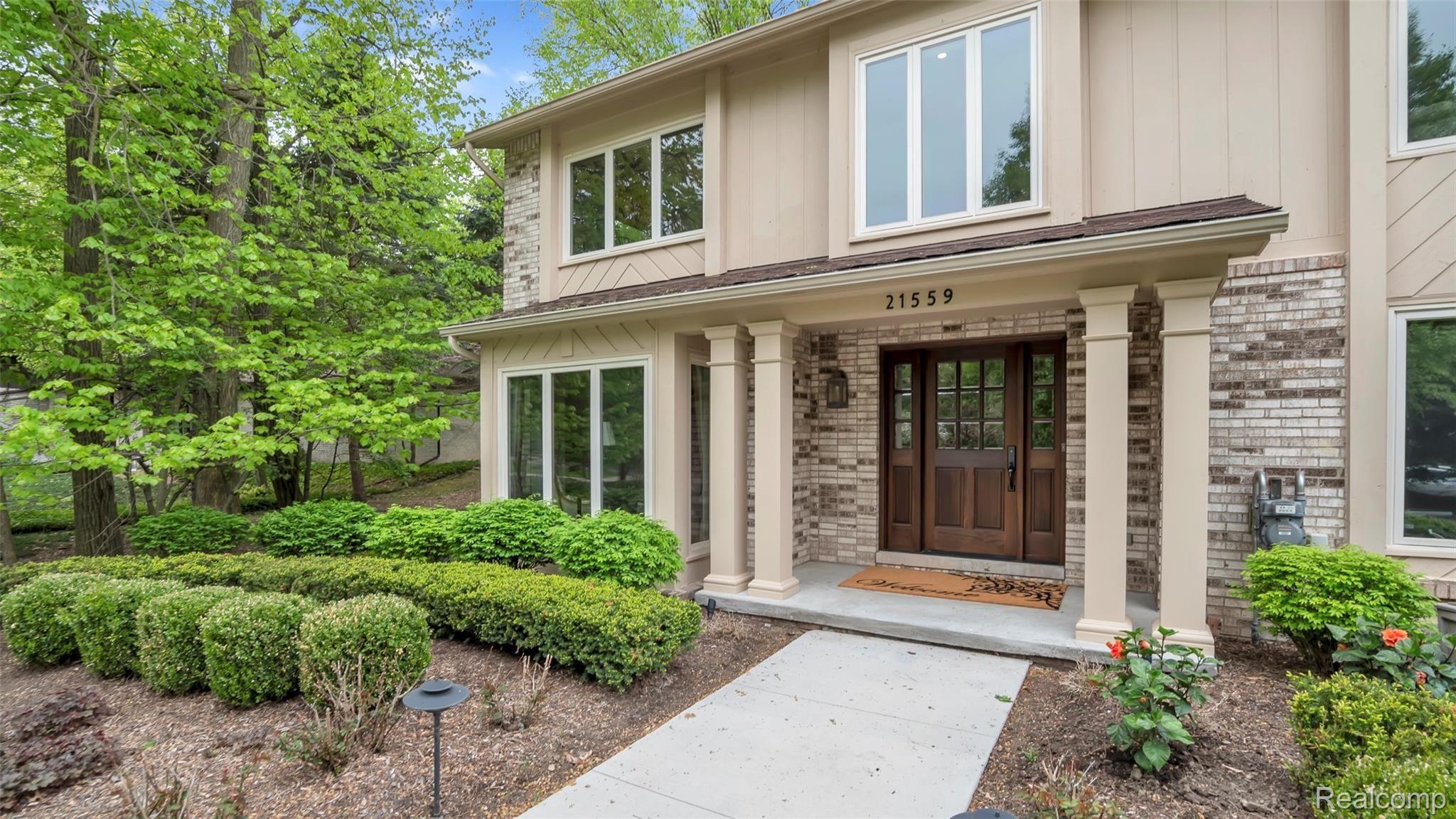 21559-Purlingbrook-Rd-Novi-MI-48375-windowstill-7.jpg