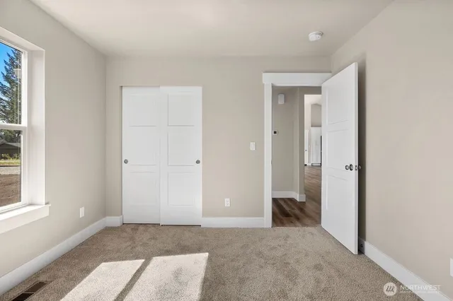 $637,900 | 19106 Nutmeg Street Southwest, Rochester, WA 98579