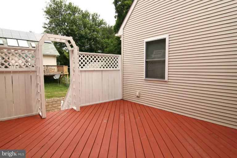 4043 Sykesville Road Finksburg, MD 21048 - Photo 7 of 23 Great Side Porch