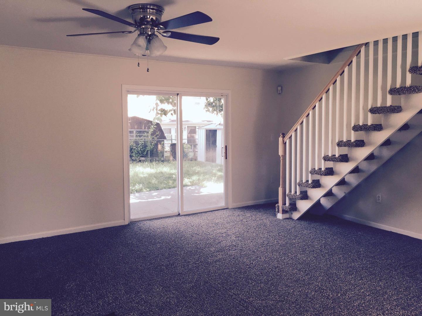 22 Ravine Lane Levittown, PA 19055 - Photo 4 of 23 Living Room